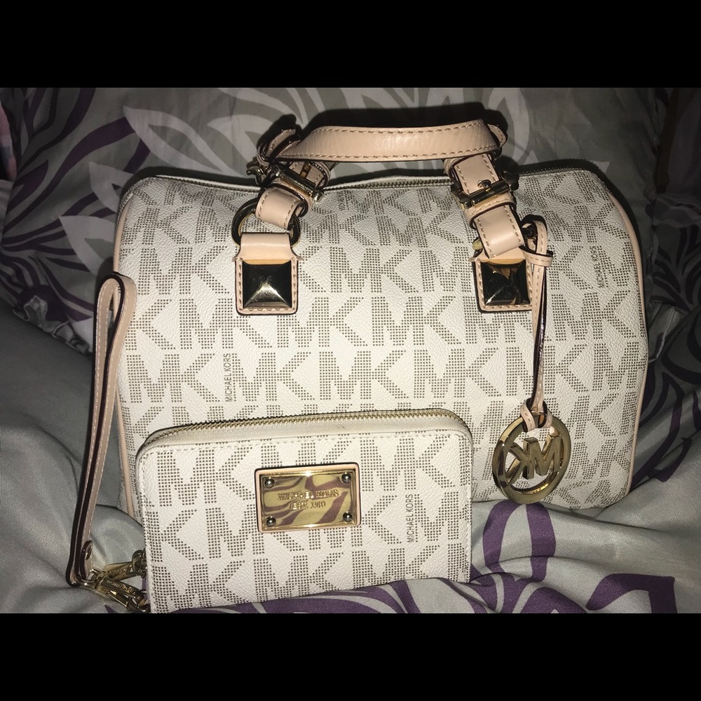 Authentic MK Vanilla Logo Grayson Set